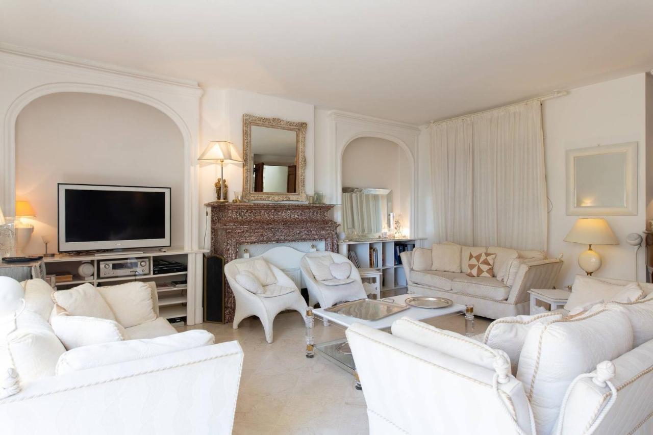 Villa Juan Les Pins Near Cannes Beaches 1820 Guests Antibes