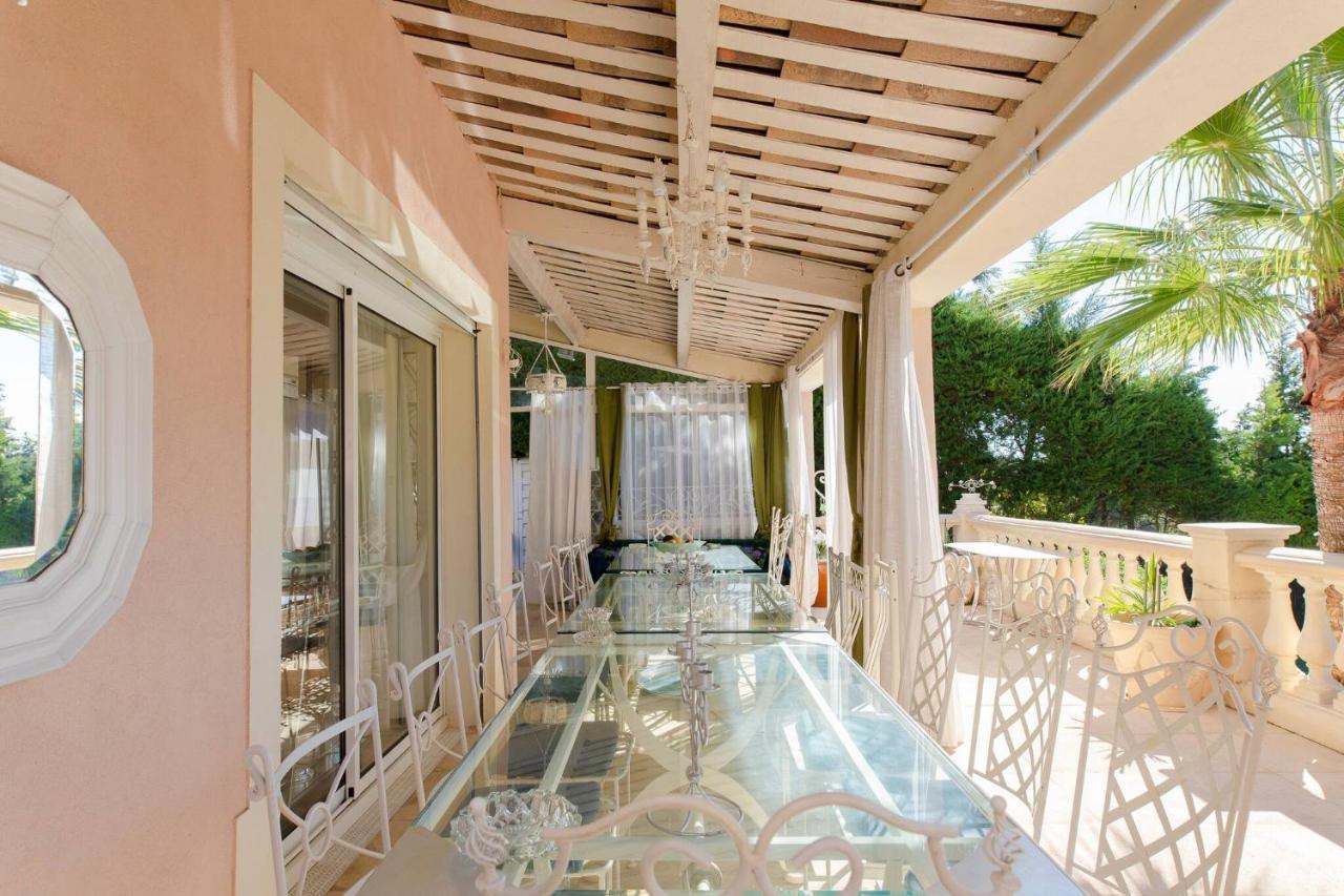 Juan Les Pins Near Cannes Beaches 1820 Guests *