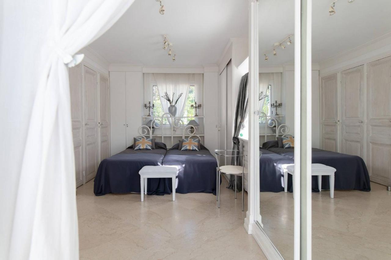 Juan Les Pins Near Cannes Beaches 1820 Guests Villa Antibes