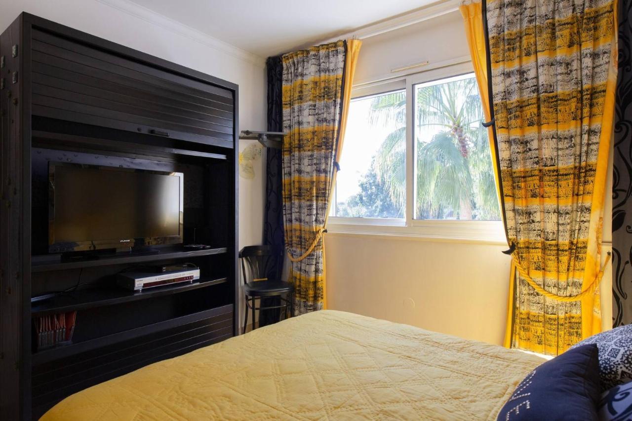 Juan Les Pins Near Cannes Beaches 1820 Guests Antibes